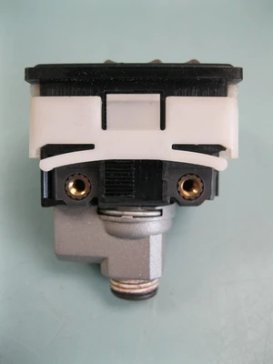 USED KEYENCE AP-C33K