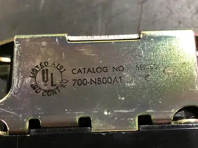USED ALLEN-BRADLEY 700-N800A1