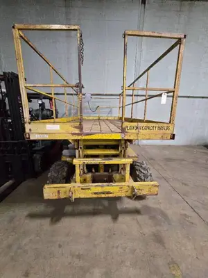 Condor 3172 Rough Terrain Scissor Lift