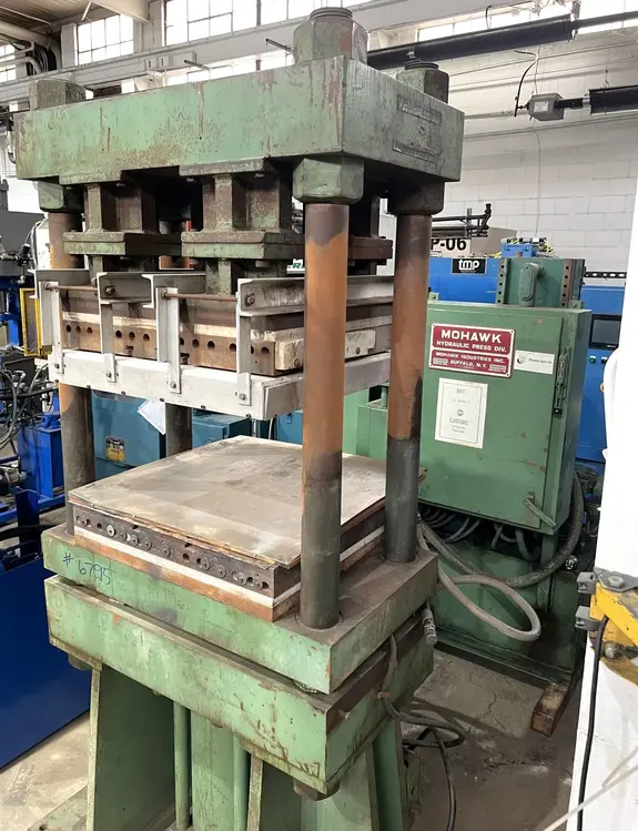 Used MOHAWK MOHAWK  PRESS Hydraulic Presses | Alma Machinery #899267