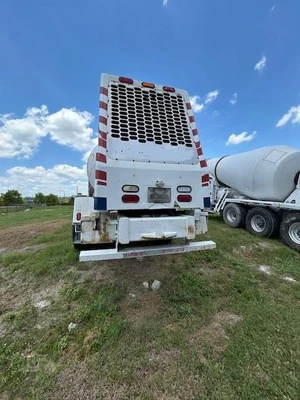 Used 2007 ADVANCE FD3000 Concrete Mixer Trucks Florida US | Big D Heavy Equipment #1556979