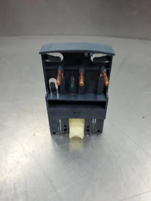 Telemecanique GV2AF3 Relay Contactor Connection Block. 4E-2