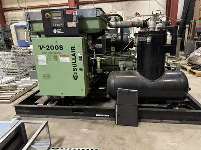 Used 2013 SULLAIR V200S 200 AC Rotary Screw & Sliding Vane Air Compressors Michigan US | RAB Industries, Inc. #352253
