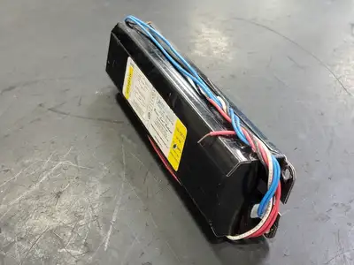 USED POWERLIGHTING 8G3869W