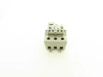 Allen Bradley 193-EA2KE Overload Relay Motor Starter 26-85A 3 Pole