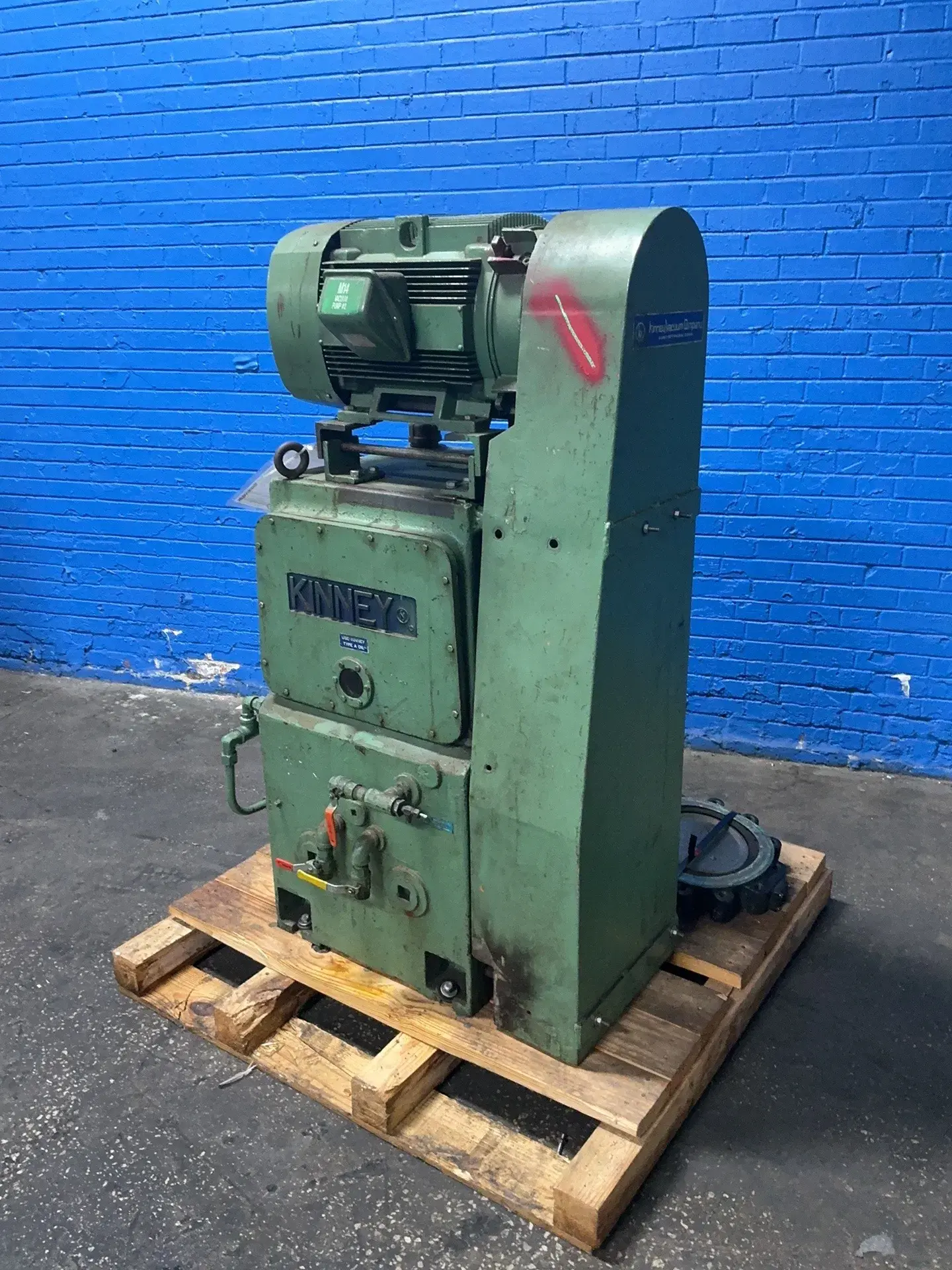 Used KINNEY _UNKNOWN_ Pumps Ohio US | HGR 24 #1566831