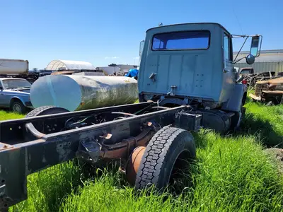USED 1987 FORD LN8000