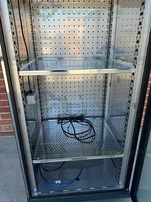 USED CARON 7401-33-1 CO2 REACH IN HUMIDITY INCUBATOR 115V, 60°C, 33 CU, FT.