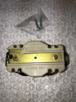 NEW Hubbell HBL2510