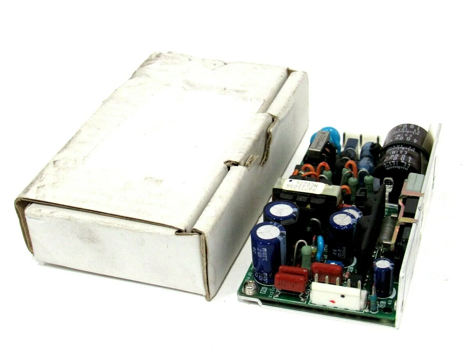 NEW LAMBDA LWD15-1515 POWER SUPPLY LWD151515
