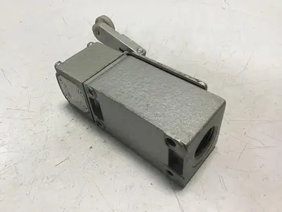USED TELEMECANIQUE C2JK05