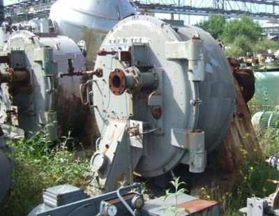 (3) Krauss-Maffei HZ 1302 peeler centrifuges, 316SS.