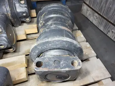 NEW KOMATSU 21M-30-00101