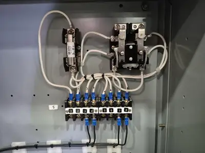 Double Fused Interrupter Switch 5 kV, 4160 Volts & Conduit Cabinet