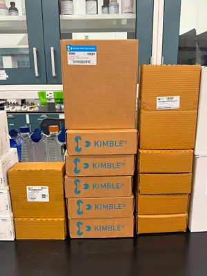Used _UNKNOWN_ _UNKNOWN_ Supplies and Labware Rhode Island US | Federal Equipment Company #1347656