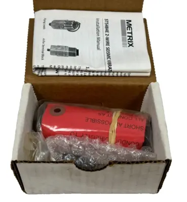 NEW METRIX ST5484E-121-012-00 SEISMIC VIBRATION TRANSMITTER