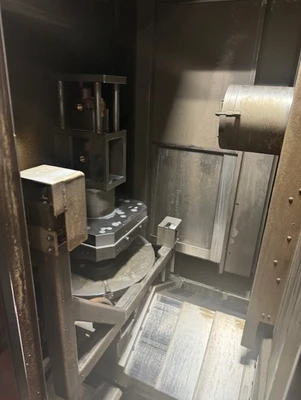 2012 Doosan HC400 Horizontal Machining Center