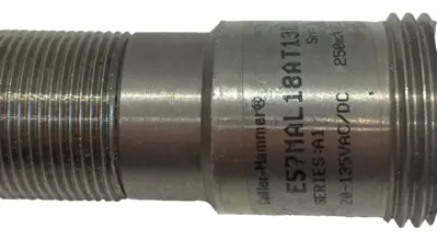 NEW CUTLER HAMMER E57MAL18AT13B1 PROXIMITY SENSOR