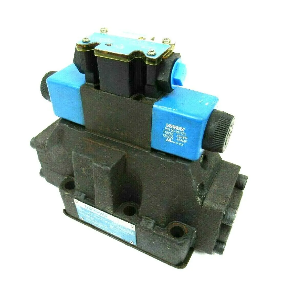 NEW VICKERS DG5S-8-2N-M-FTWL-B5-30 VALVE 02-128027 DG4V-3S-6N-M-FTWL-B5-60
