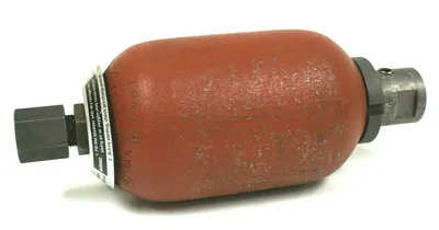 USED BOSCH 0531112610 BLADDER ACCUMULATOR
