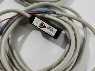 NEW Omron E3S-LS3C1D