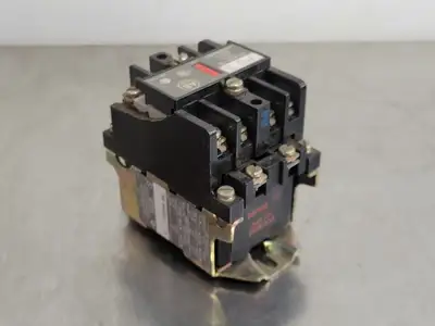 USED ALLEN-BRADLEY 700-N400A1