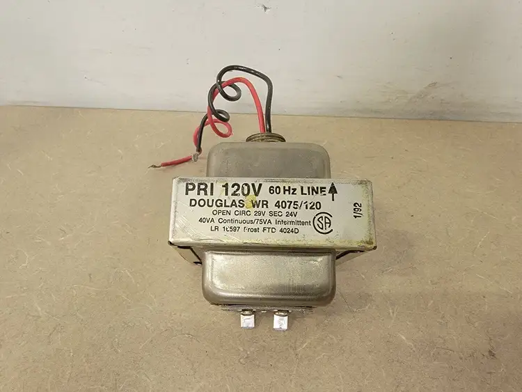 Used DOUGLAS WR 4075/120 Transformers British Columbia CA | Lenmark #294440