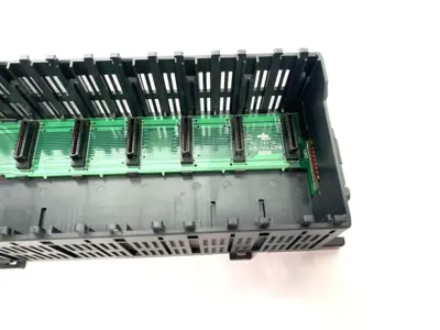 USED AUTOMATION DIRECT DIRECTLOGIC DL205 I/O BASE, 9-SLOT, DIN RAIL