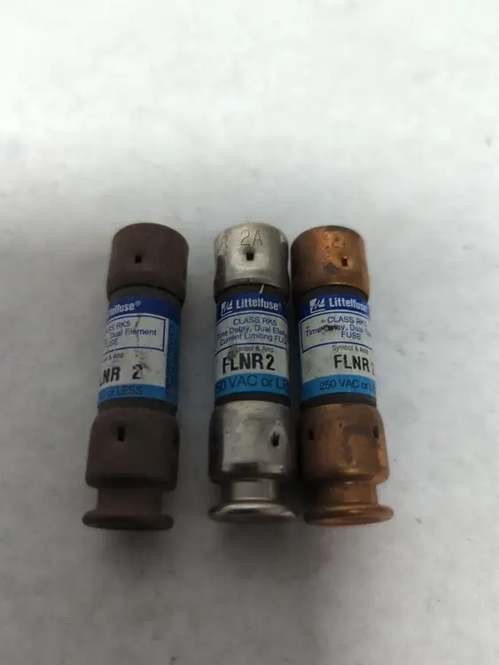 New | in-Stock LITTELFUSE FLNR 2 Miscellaneous Equipment (Electrical & Power) | Surplus Asset Holdings #1201200