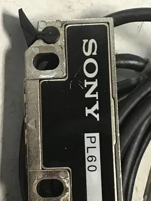 USED SONY PL60