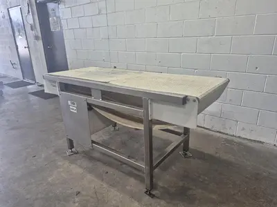 5.10 ft Flat Belt Conveyor