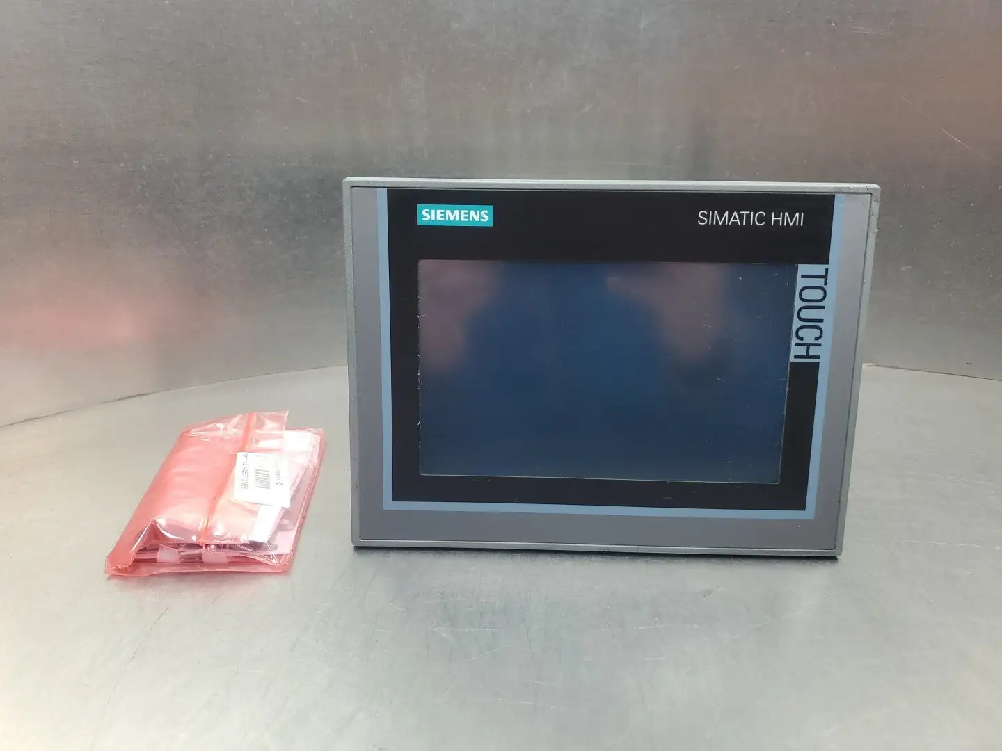 USED Siemens TP700 Comfort HMI Panel
