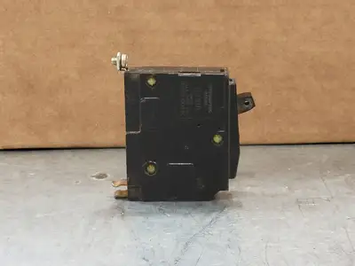 USED SQUARE D QOB115