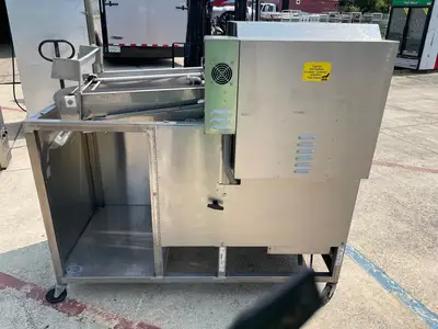 Used Belshaw Used Belshaw Thermoglaze TG-50 Donut Glazing Icing Machine 50-75dz Per Hour 208V Donut Equipment Illinois US | Falcon Restaurant Supply #1375862