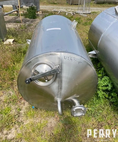 _UNKNOWN_ 1130 L Stainless Steel Tanks | Perry Equipment