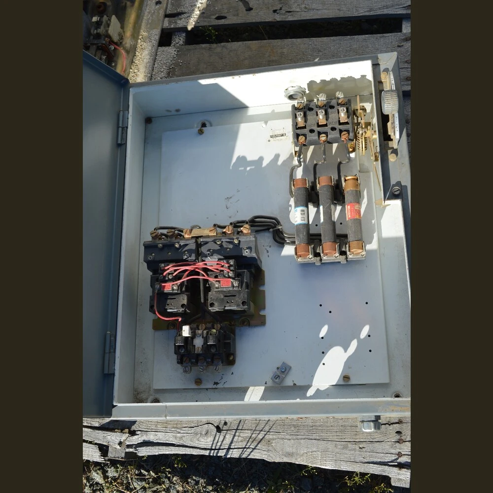 Allen Bradley Size 2 Reversing Starter
