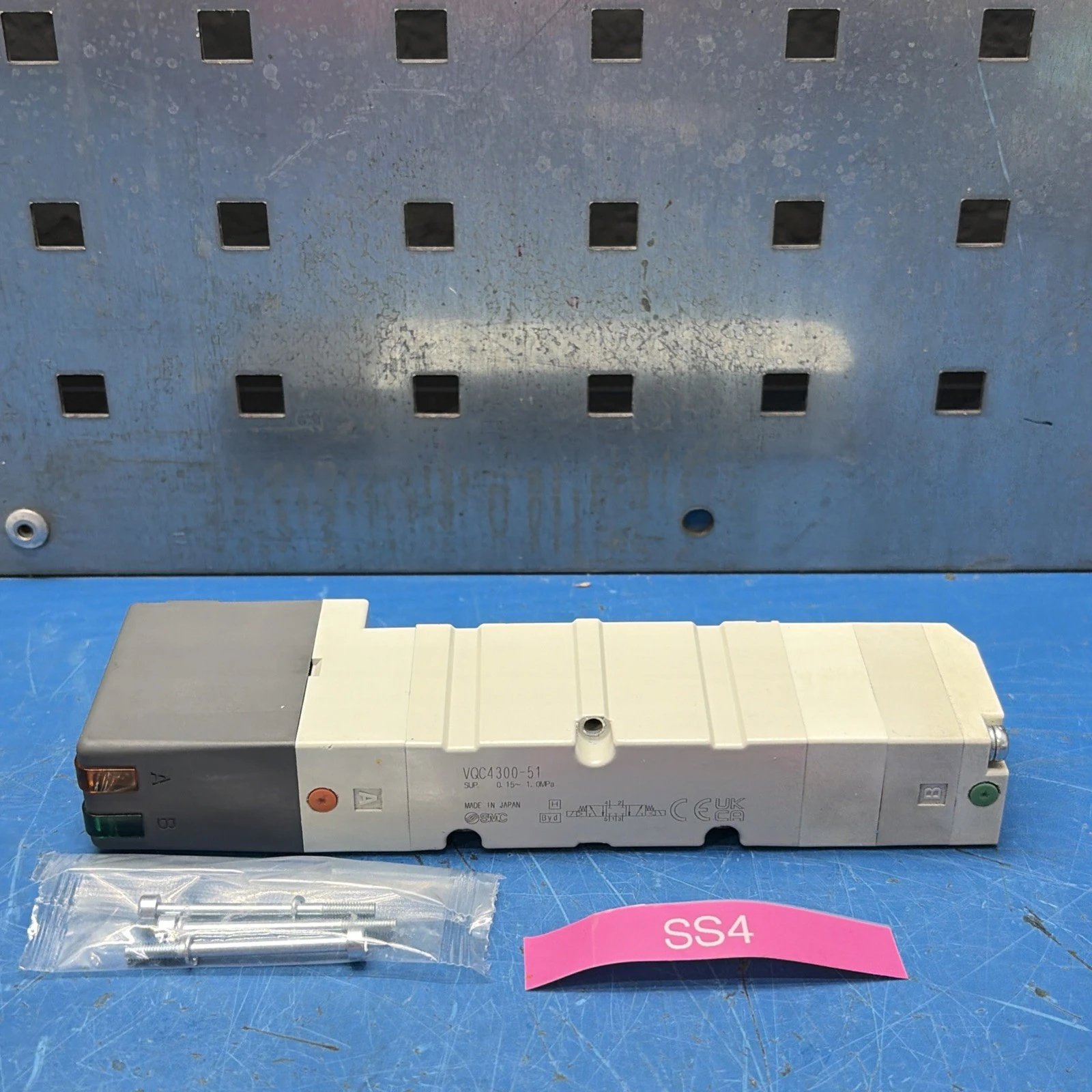 NEW SMC VQC4300-51
