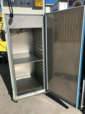 LUNAIRE CEO-917W-2-C Humidified Stability Chamber