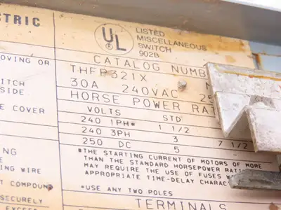 General Electric THFP321X 3-Pole Fusible Disconnect Switch Panel Mount 30A 240V