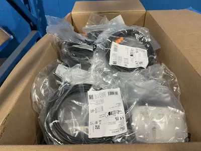 New | in-Stock IFM ELECTRIC EVC002 Connector Accessories Ohio US | HGR 24 #1545331