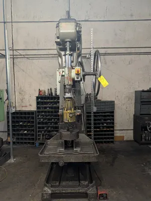 Used _UNKNOWN_ _UNKNOWN_ Drilling & Tapping Machines Texas US | IRS Auction #1320670