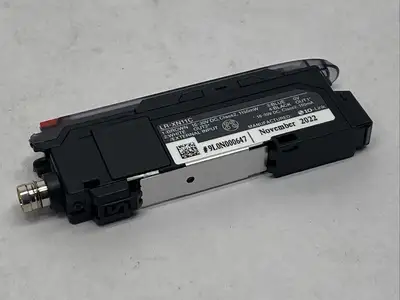 USED KEYENCE LASER AMPLIFIER MAIN UNIT M8 CONNECTOR TYPE