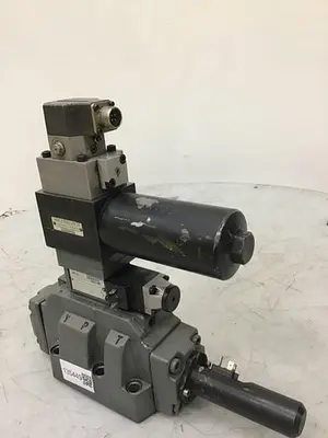 USED REXROTH 4WRD25Q32531/10L2