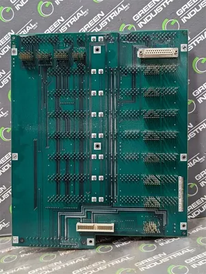 Siemens S30777-Q0757-X000-03 Hi-Path Backplane Board A30777-X757-X-2-7411 Used