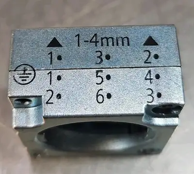 Siemens 3SB3 500-1EA21 Holder Hou. Pushbutton Stop Switch, lot of 3 Loc4C5