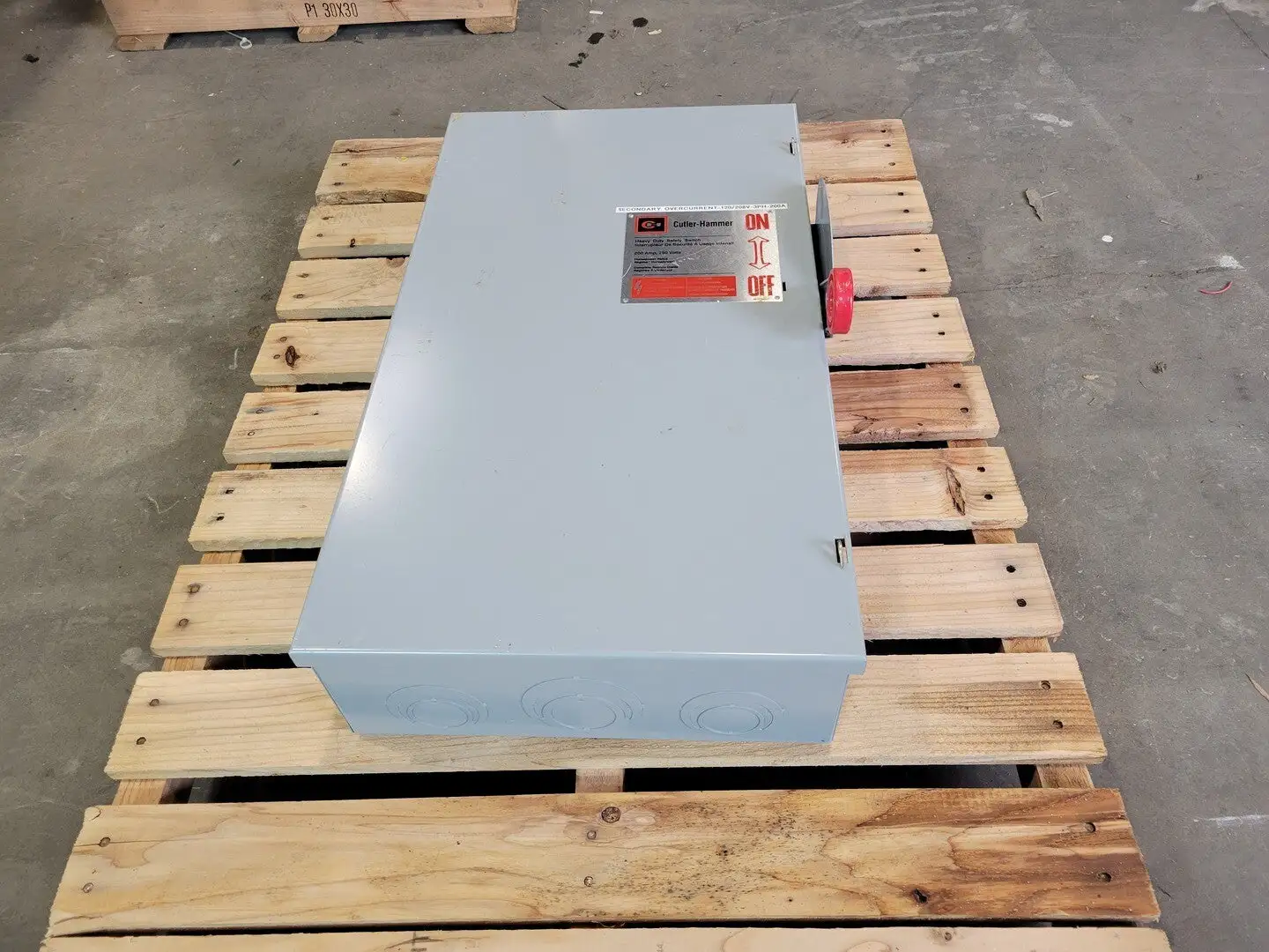 USED CUTLER-HAMMER 1HD324N