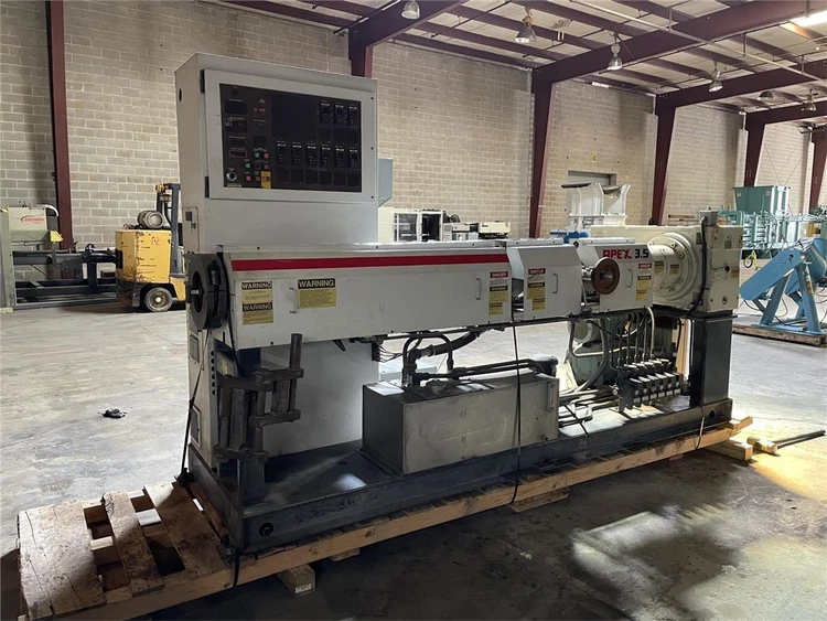 Used CINCINNATI MILACRON APEX 3.5 Extruders | Arlington Machinery #875584
