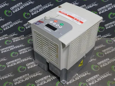 Toshiba VFS9-4015PL-WN Transistor Inverter 2HP 3.1kVA 4.1A 0.5/400Hz Used