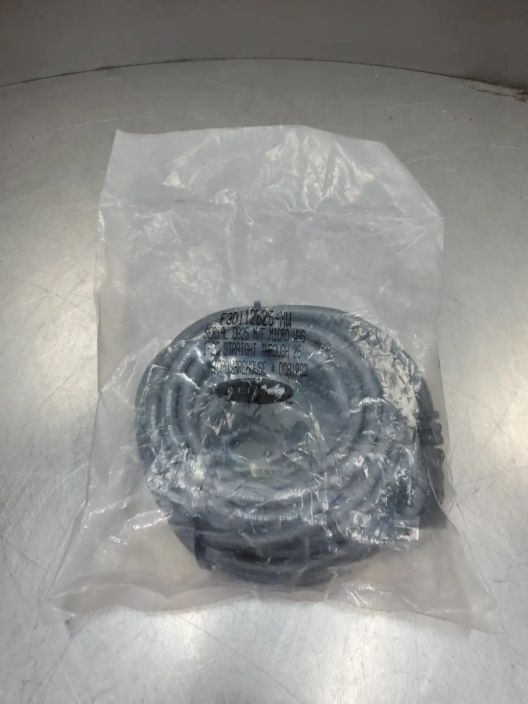 Belkin F3D112b25-MW Serial Db25 M/F Micro WHS Cable. 5C-29