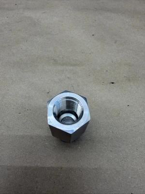 NEW Swagelok SS-4-SA-EG